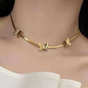 Gold butterfly necklace S201